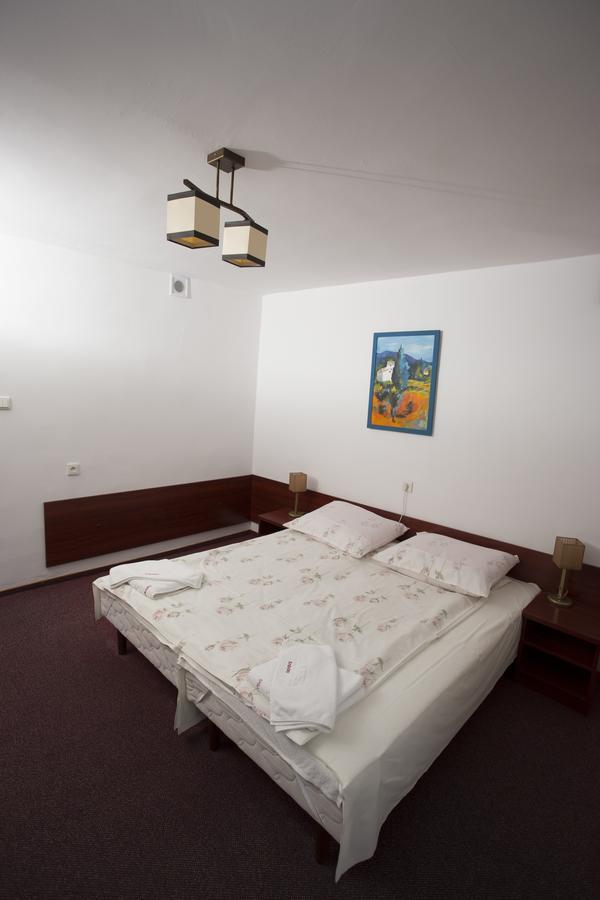 קונין Hotel Kakadu מראה חיצוני תמונה