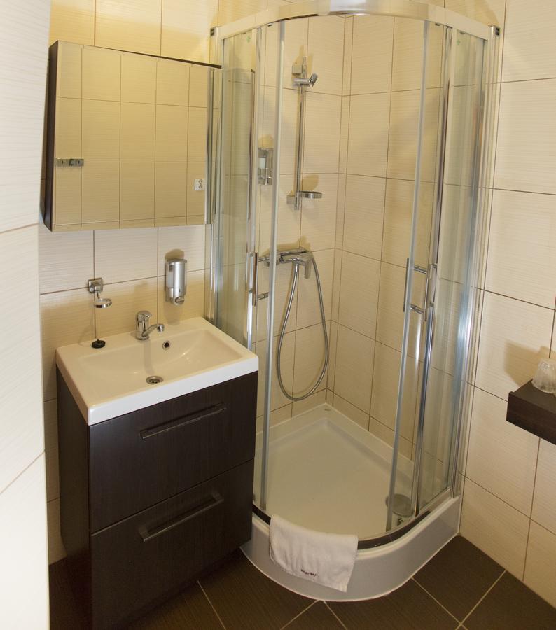 קונין Hotel Kakadu מראה חיצוני תמונה
