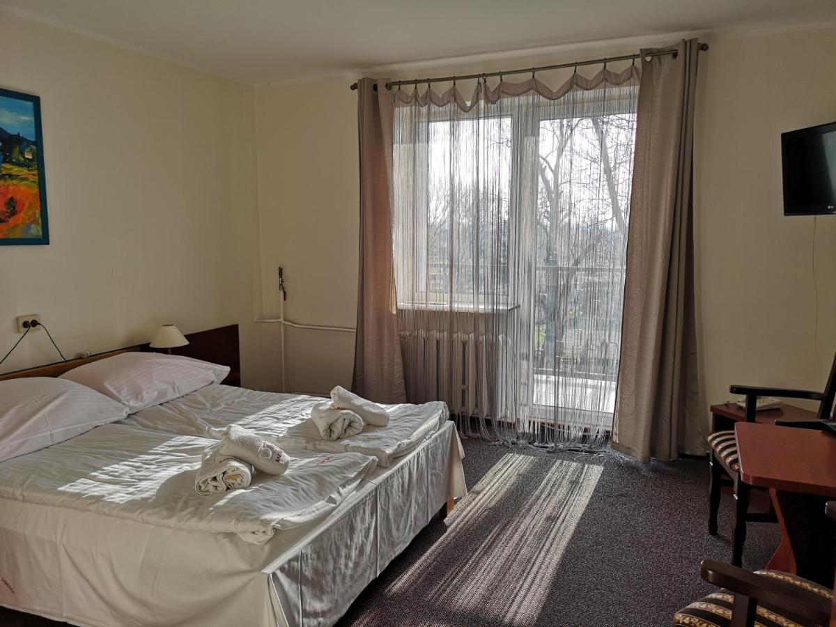 קונין Hotel Kakadu מראה חיצוני תמונה